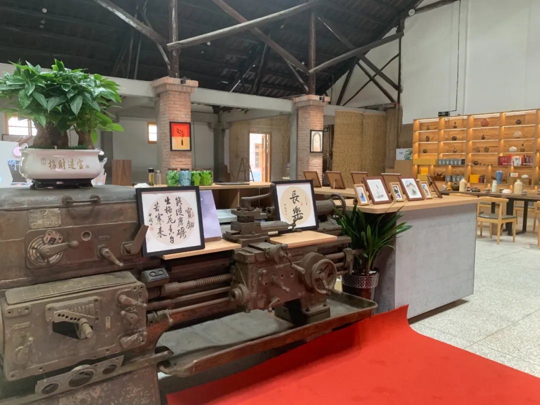 1e3ea765b65deb6b88ab7ec8ef184300.jpg 1e3ea765b65deb6b88ab7ec8ef184300.jpg